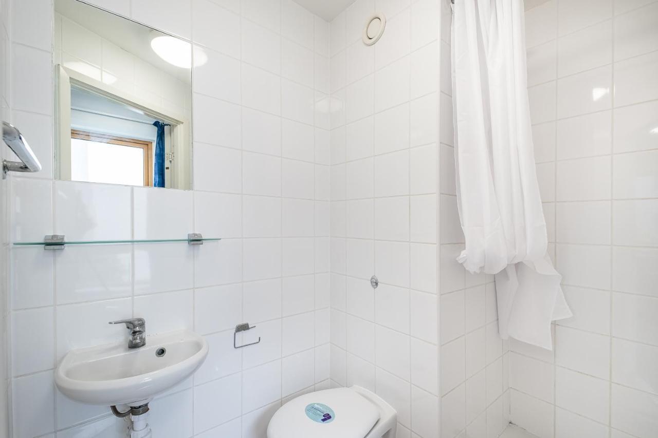 En Suite Rooms, Gillingham - Sk Екстер'єр фото