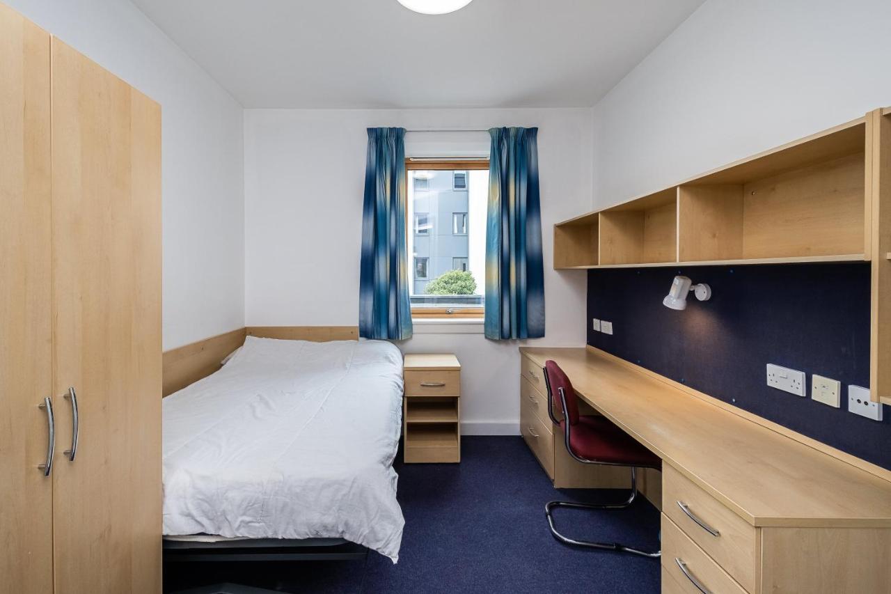 En Suite Rooms, Gillingham - Sk Екстер'єр фото