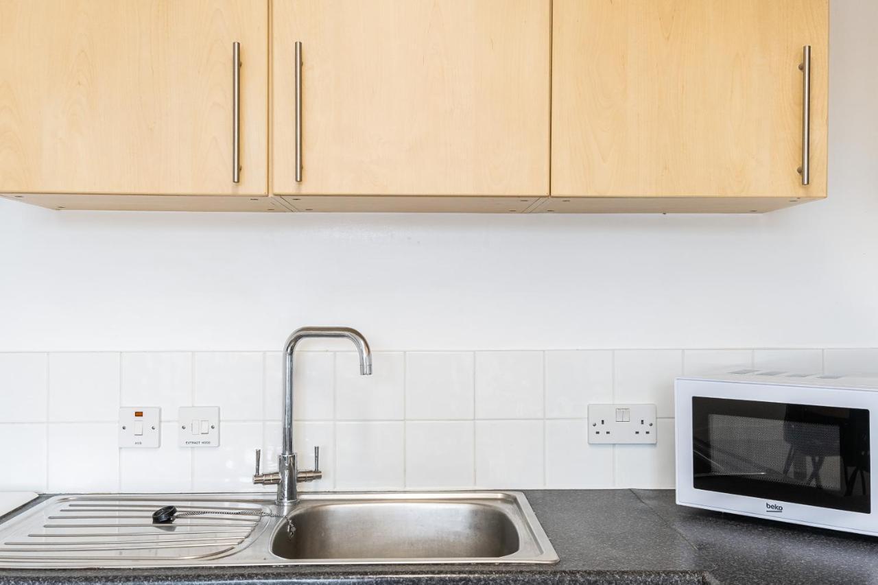 En Suite Rooms, Gillingham - Sk Екстер'єр фото