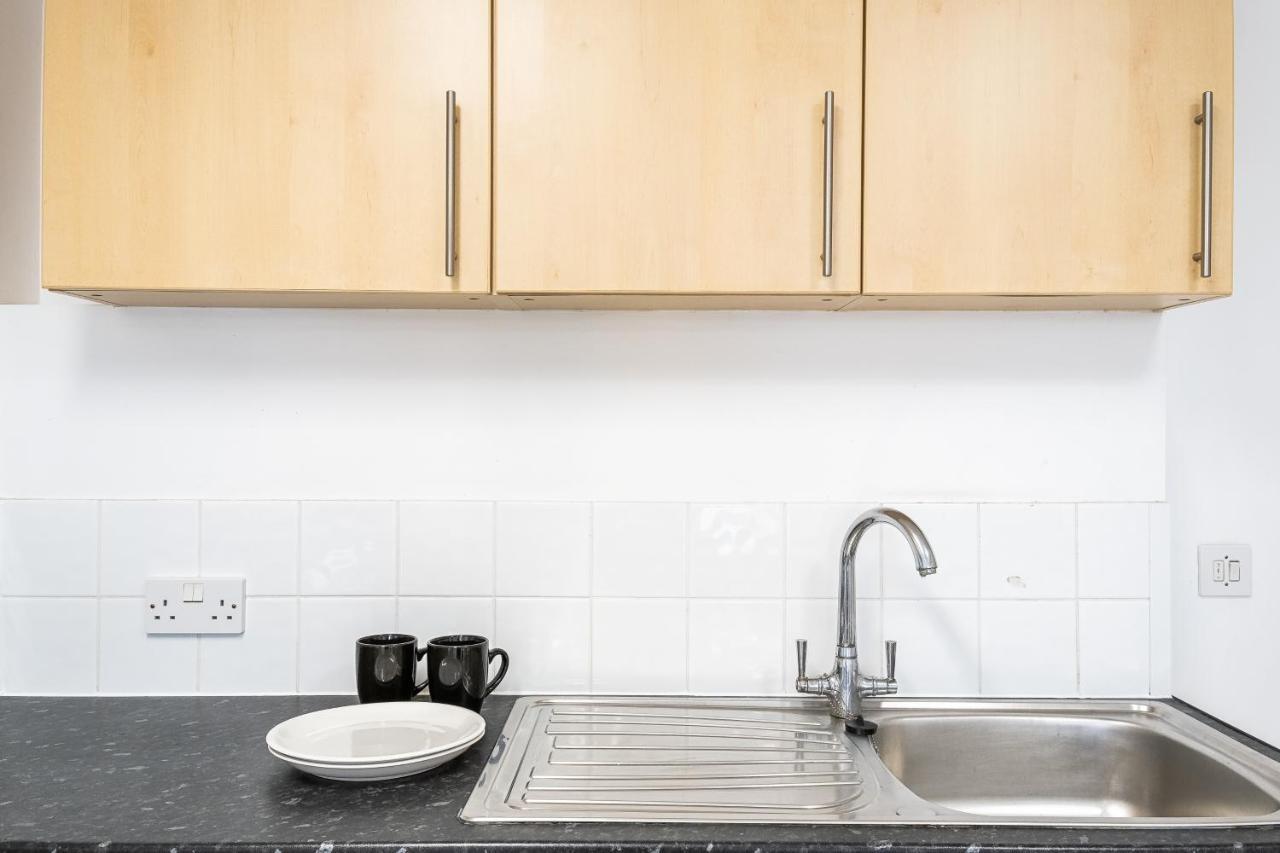 En Suite Rooms, Gillingham - Sk Екстер'єр фото