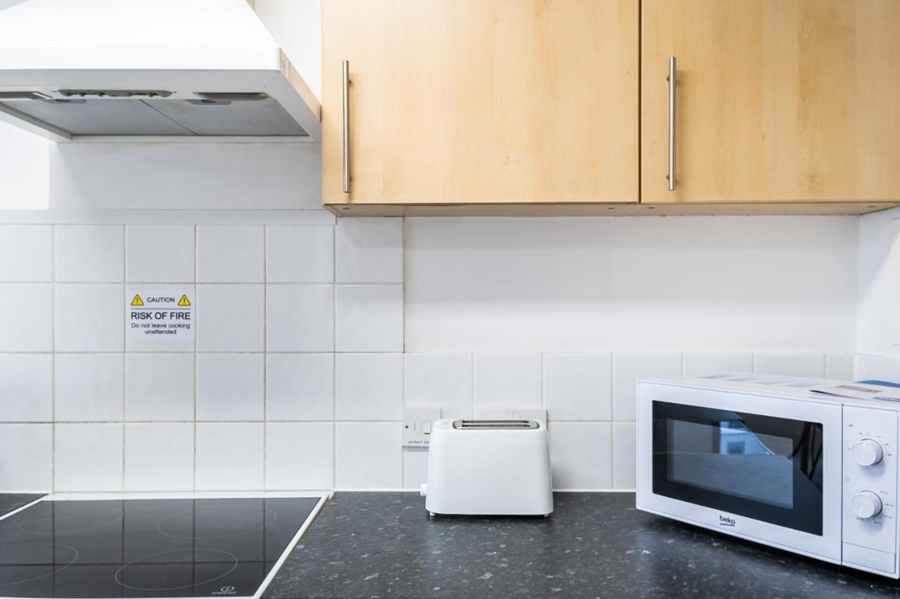 En Suite Rooms, Gillingham - Sk Екстер'єр фото