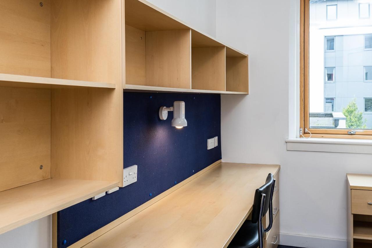 En Suite Rooms, Gillingham - Sk Екстер'єр фото
