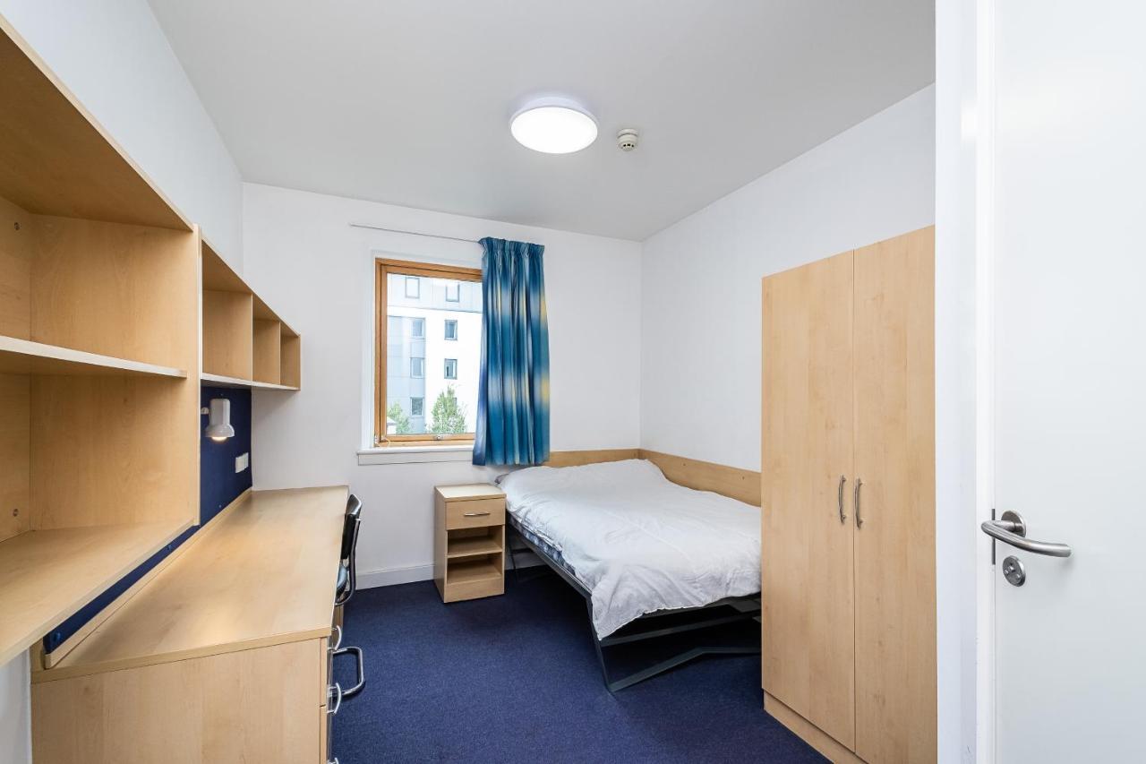 En Suite Rooms, Gillingham - Sk Екстер'єр фото