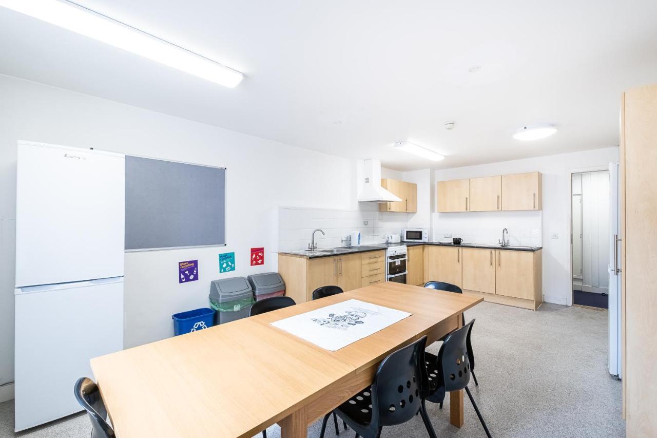 En Suite Rooms, Gillingham - Sk Екстер'єр фото